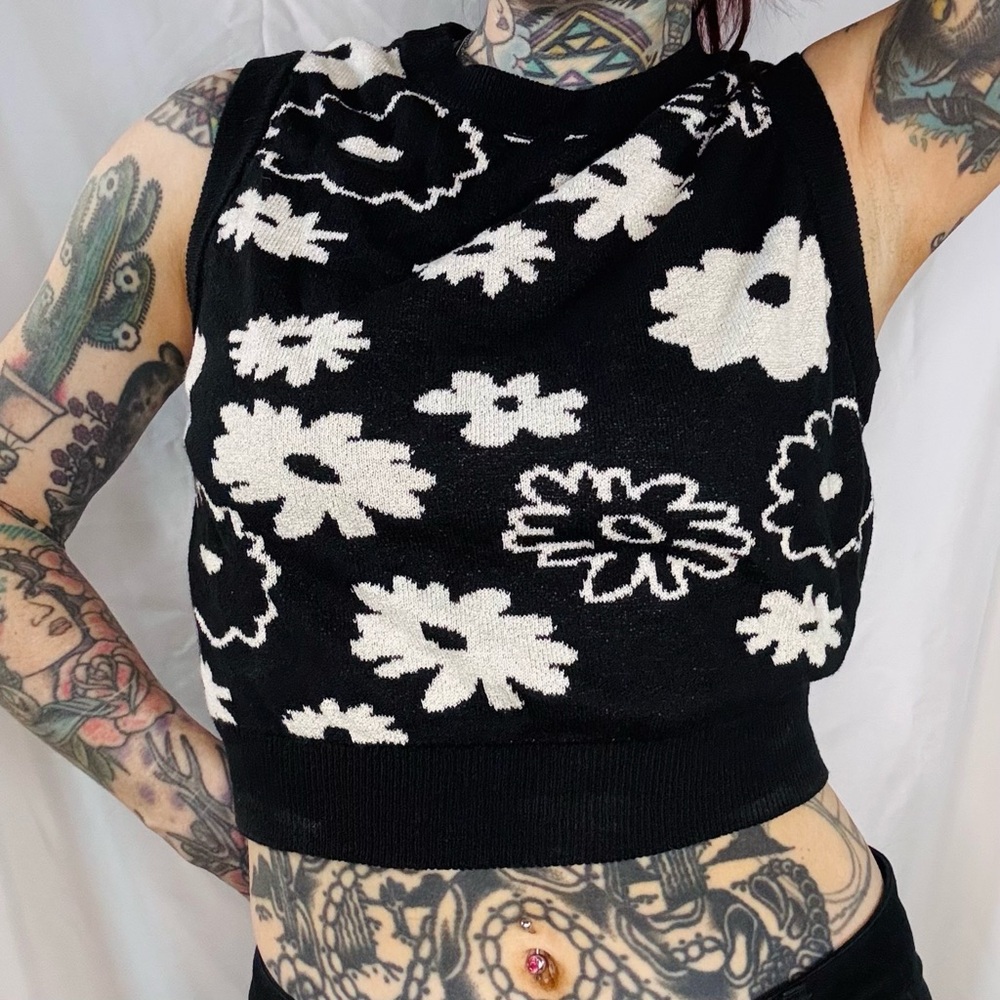 Floral Black and White knit Women's sweater vest
